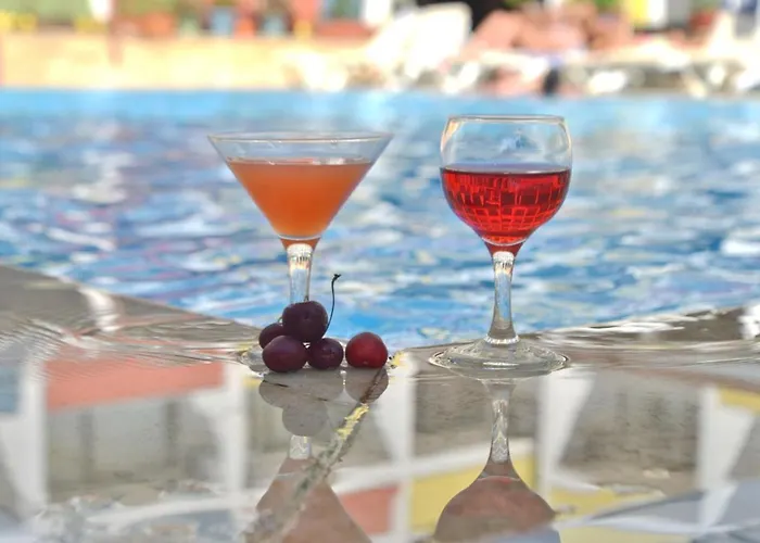 Viva 3* ألانيا